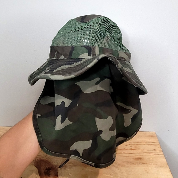 Camoflague Boonie Bucket Sun Hat Size L Neck Cover Mesh Top Chin Cord Fishing - Picture 6 of 9